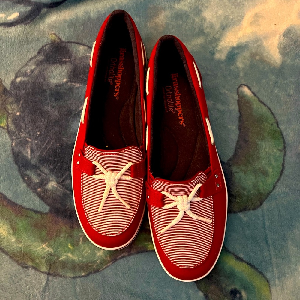 Grasshoppers red and white lady’s slip-on sneakers, size 7 1/2